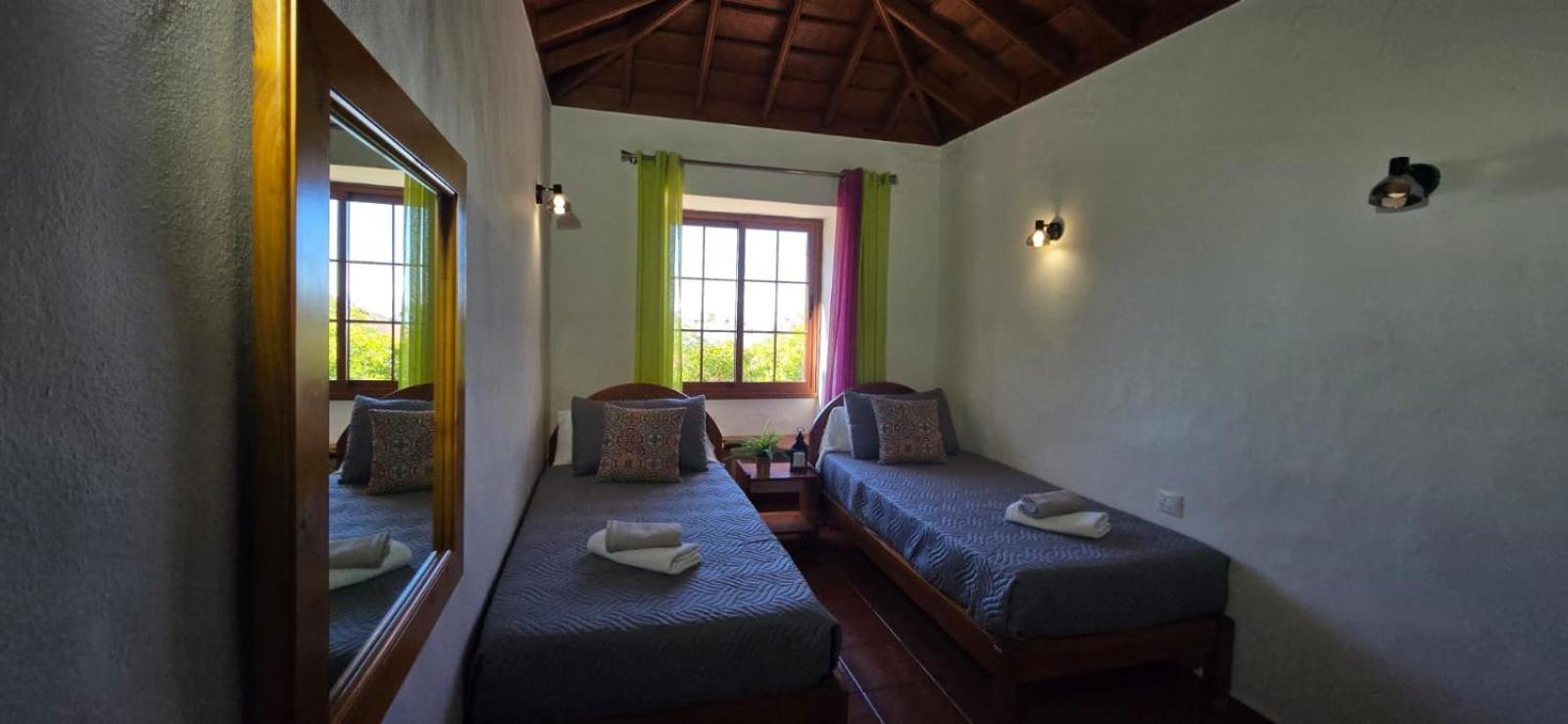 Vivienda Vacacional El Lagar, Bodega A フエンカリエンテ・デ・ラ・パルマ エクステリア 写真