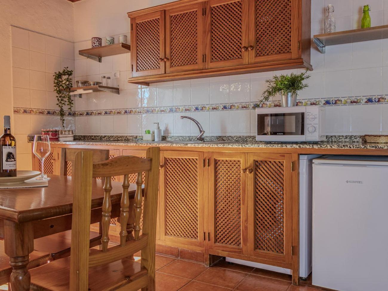 Vivienda Vacacional El Lagar, Bodega A フエンカリエンテ・デ・ラ・パルマ エクステリア 写真
